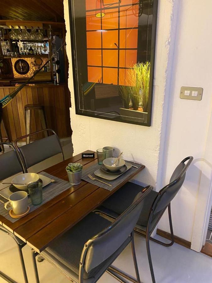 Appartamento The Jazz Quarters, Southsea'S Hidden Gem Portsmouth Esterno foto